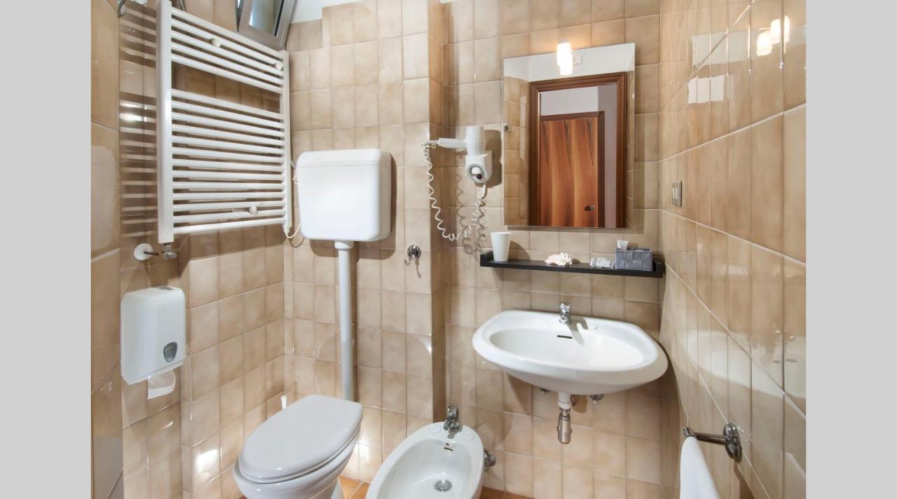 Hotel Le Querce Senigallia Zewnętrze zdjęcie